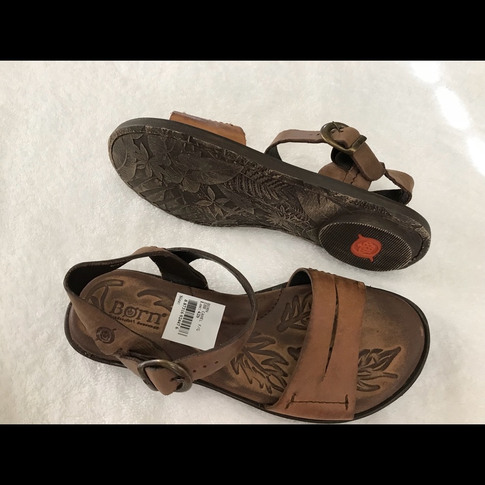 Born Sandals. EBB. Women’s size 6.